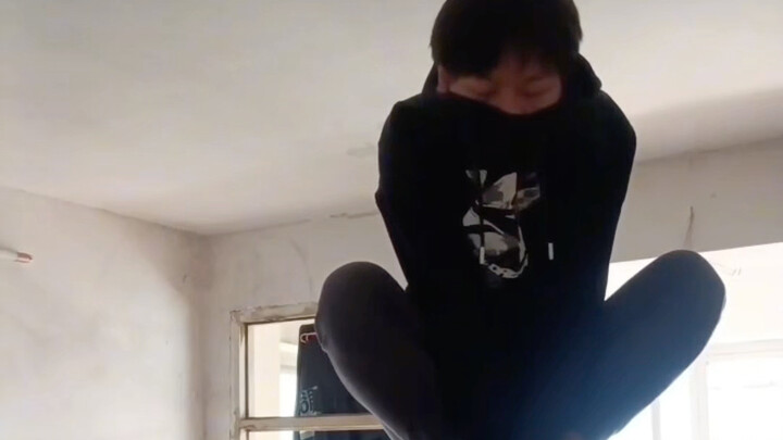 My post didn't pass the review on Pixiv, so I had no choice but to upload it to Bilibili.