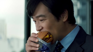 มาซาโตะ ซาไก ในโฆษณาแมคโดนัลด์: ไม่ใช่ว่าเลือกแล้วจะถูกต้องเสมอไป พวกเราได้แต่พยายามทำให้เส้นทางข้าง