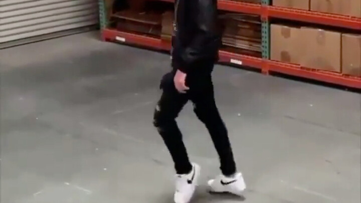 This foot is so smooth