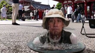 男巫Zachking施展“魔法”