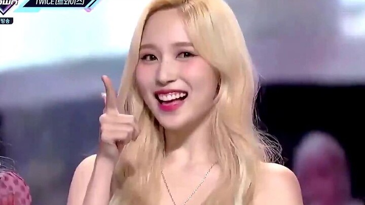 Trò chơi chuyền mắt nháy của TWICE!