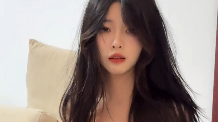 เจี่ยงหยางหยาง เวลาแกกินข้าวไม่สามารถเรียบร้อยหน่อยได้ไหม?