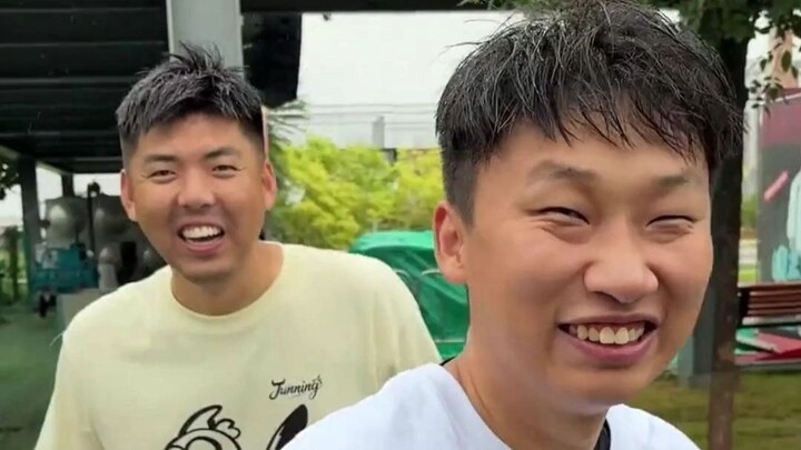 เดินเล่นสวนสาธารณะสือเจียจวง มองป้ายบอกทางอย่างละเอียด แต่ละป้ายล้วนพลิกความคิดเดิมของฉันไปหมด