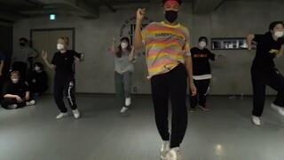 [Justjerk Dance Studio] เต้นสุดมันส์! ความร่วมมือสุดเจ๋งของ U-Jin x Hulk x Minjun ดูเหมือนจะเร่งการอ