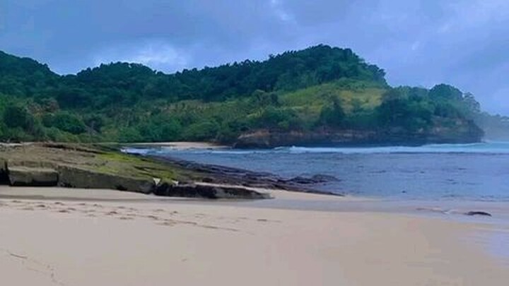 molang bech. pantai asik