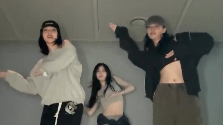 ITZY三舞担Like JENNIE challenge 杀死了比赛