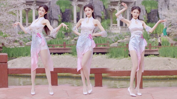 This cheongsam is so beautiful it’s stolen my heart! ❀ A Flower Depicts the World [Vertical Single-T