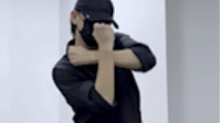 ยังตื่นเต้นอยู่เลย คราวนี้เขาร้องเพลงอะไรนะ