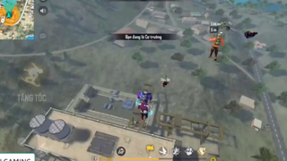 Solo Rank Squad Lỡ Tay Nhảy Lên Nóc Xưởng, Đấm Hên Được Súng Hốt Kill FREE Cực N