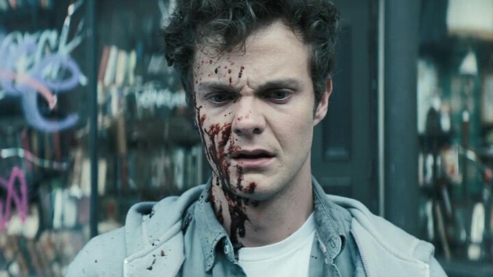 Pacar dihancurkan oleh pahlawan super di tengah jalan, hanya menyisakan sepasang tangan, bagaimana c