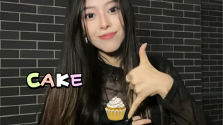 Wearing Liu Zhen's concert outfit at Sichuan University to perform the song!