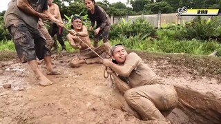 ชายชาวเวียดนาม 3 คนอยู่กลางป่า ถูกสัตว์ประหลาดลากเข้าไปในถ้ำ ชาวบ้านระดมกำลังเตรียมปะทะทันที ฝีมือกา