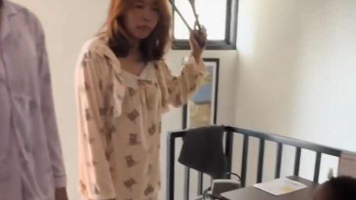 เมื่อครั้งนั้น พี่น้องที่เกิดก่อนต่างพอกันกับการเลี้ยงดูอย่างอ่อนโยนของพ่อแม่