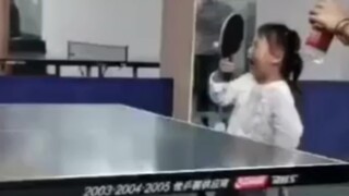 Pertandingan pingpong di daerah ini sungguh sulit!