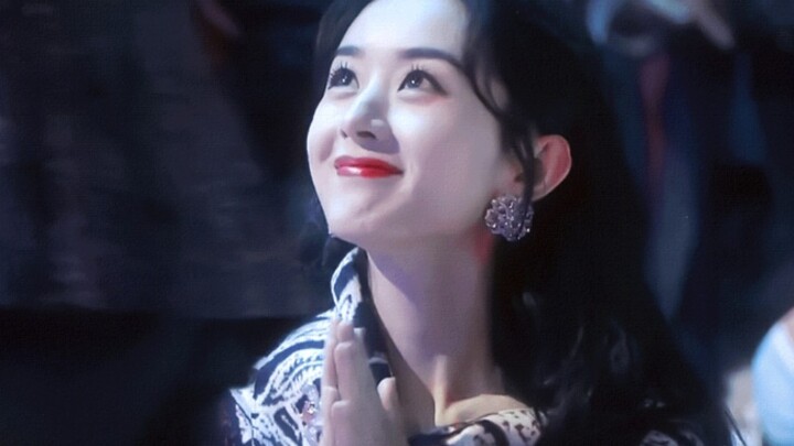 Mereka benar-benar gila! Selebriti wanita Tiongkok nggak pernah kalah soal wajah!!!