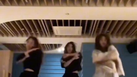 JYP chưa bao giờ thiếu những vũ công giỏi