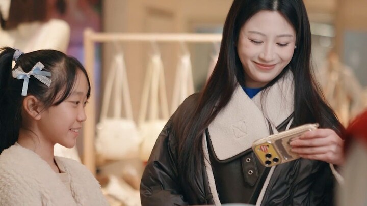 Mengajarkan anak cara membelanjakan uang dengan benar adalah melatih kecerdasan finansial sekaligus 