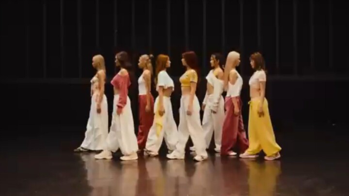 Blush dance practice - BINI