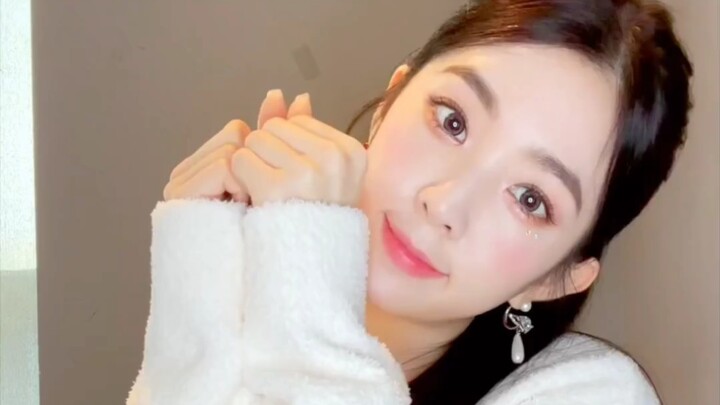 考古Instagram才发现这次新歌裴姐拍了好多舞蹈cha