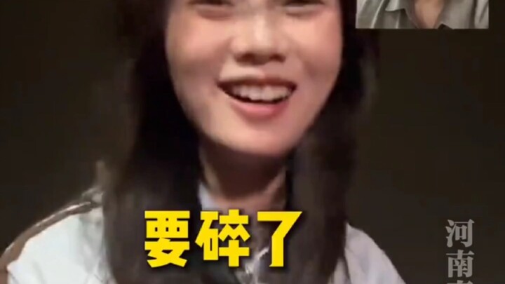 Cewek dan cowok asyik berantem-ria, reaksi sang ibu bikin ngakak! #Kocak #Pasangan #Keseharian#