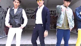 【Boom Arkeologi】Hanya ingin menunjukkan pada kalian kucing peliharaan menari, tidak ada maksud lain.