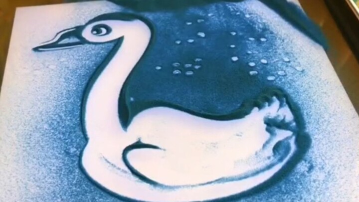 Bất ngờ xuất hiện tranh vẽ bằng ngón tay! Nghệ sĩ cát người Nga chỉ mất 30 giây để vẽ nên một bức tr