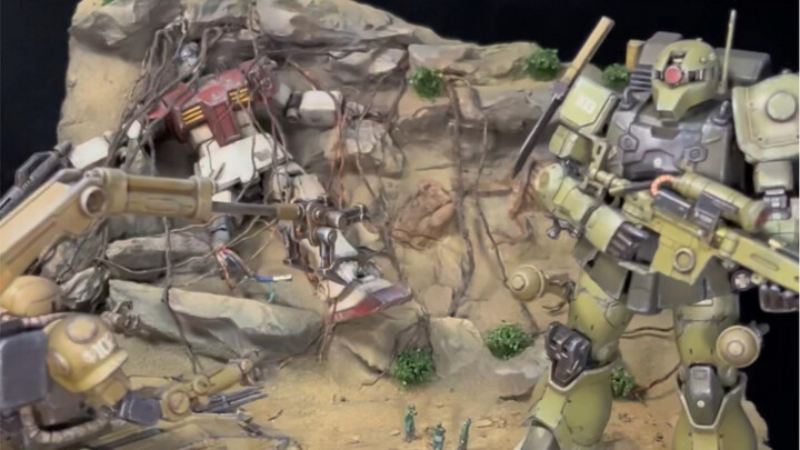 The Zeon recovery team's unexpected discovery...