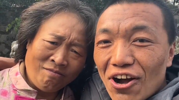 Mời cô đi ăn cá