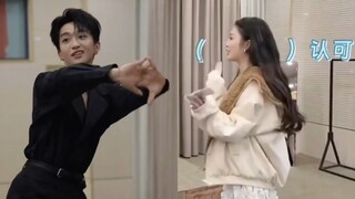 【Huang Zihongfan x Yao Xiaotang | A Little Bit】Your butt is so perky it could prop up a bottle of Co