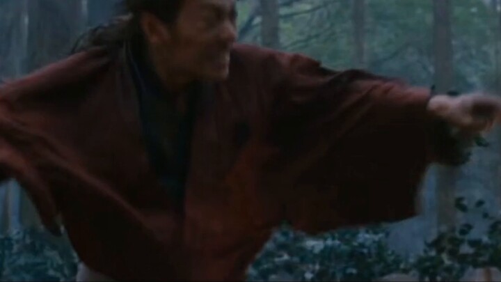 [Movie] So sánh "Rurouni Kenshin 2012" và "Tuyết Trung Hãn Đao Hành"