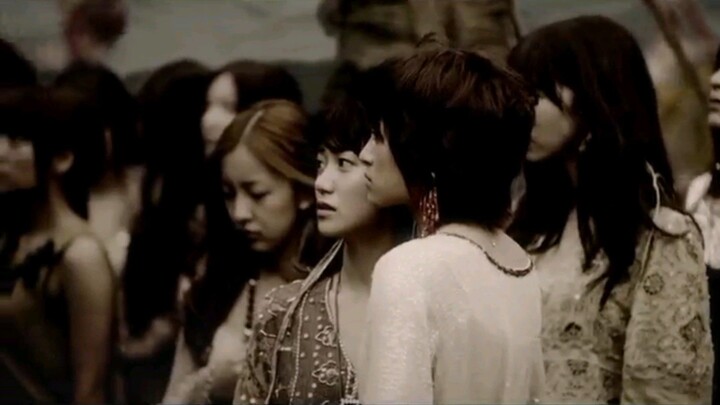 MV AKB48 Kaze wa Fuiteiru