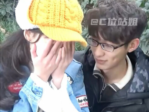 บทสัมภาษณ์ข้างถนนเมื่อ 8 ปีที่แล้ว คู่รักหนุ่มสาวหวานขนาดนี้เลยเหรอ! #คู่รัก #ความรัก #เฉิงตู