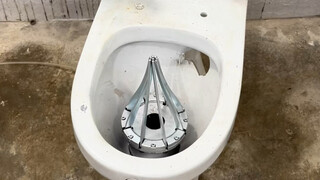 Invention: Unobstructed Assisted Toilet