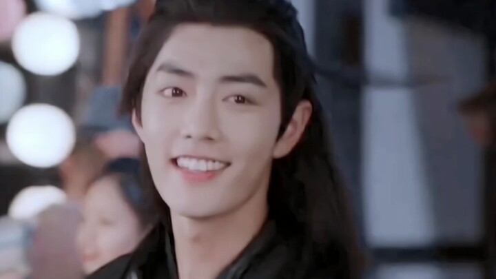 Most people wouldn’t dare smile with their eyes squinted like that.