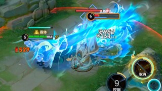 هل هذه أنجيلا مثل الشبح؟