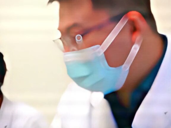 Sel kanker: Pak Tua, tidak ada yang lebih ingin melihat Anda panjang umur selain saya! #MontaseSanga