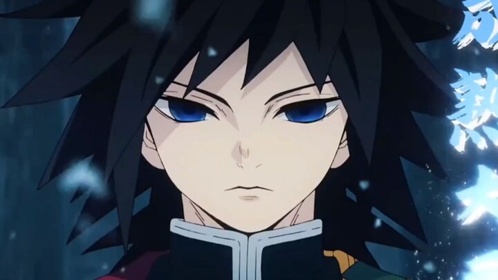 ตอนเด็กๆ โยชิยุกิก็เติบโตท่ามกลางความปรารถนาดีของทุกคน อยู่ที่บ้านก็ถูกพี่สาวตามใจ เมื่อมาอยู่ใต้ชาย