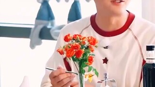 Bailu sepertinya sudah makan Meng Ziyi dan Li Yunrui lebih awal dariku. . . 【Sembilan Kali Lipat Ung