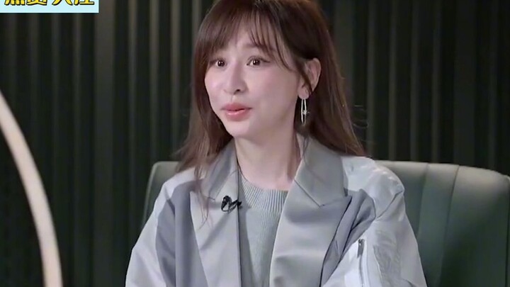 พี่สาวลูกคลื่นซีซั่น 3 เปิดไมค์เต็มสูบ! “ขนตาโค้ง” ของหวังซินหลิง ระเบิดความมันทั้งฮอลล์! คุณปักหมุด