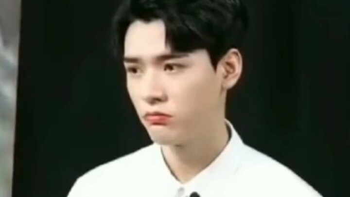 สไตล์การแต่งตัวของกงจุนและตงฟางเยว่ชูเหมาะสมกันมาก