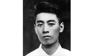 Kumpulan foto-foto tampan Perdana Menteri Zhou Enlai sepanjang hidupnya, silakan lihat sekilas. Jika