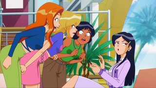 Totally spies! S7 E7: TOTALLY TROLLING MUCH