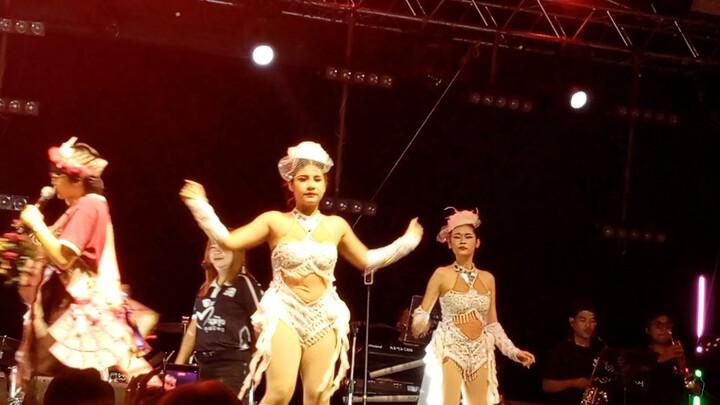 สาวสุพรรณหวานแหวว