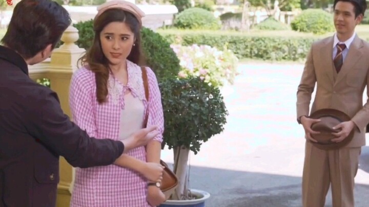 I still want to laugh when I watch this part again, it's so smooth!