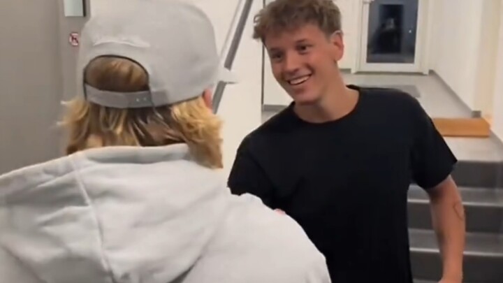 เมื่อคุณและพี่น้องร่วมวงสร้างเสียงที่สมบูรณ์แบบ