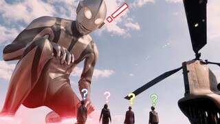 “他虽然不是最强 但他的变身一定是最帅！”