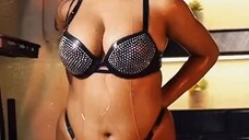 hot Girl