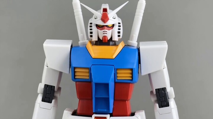 [Tangan kecil dengan pisau] [Evaluasi objek lama] Kemuliaan 2.0! Hati nurani Bandai! MG RX-78-2 Gund