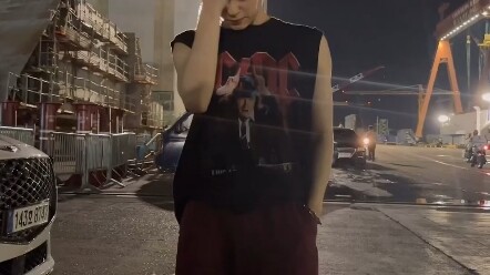【ONEUS】The lead dancer is here—“Baggy Jeans” challenge