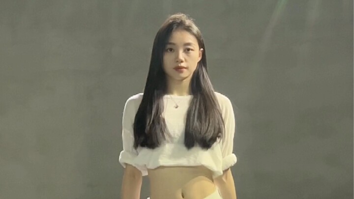 I danced very gently today. I really like the dance that doesn't require much effort.